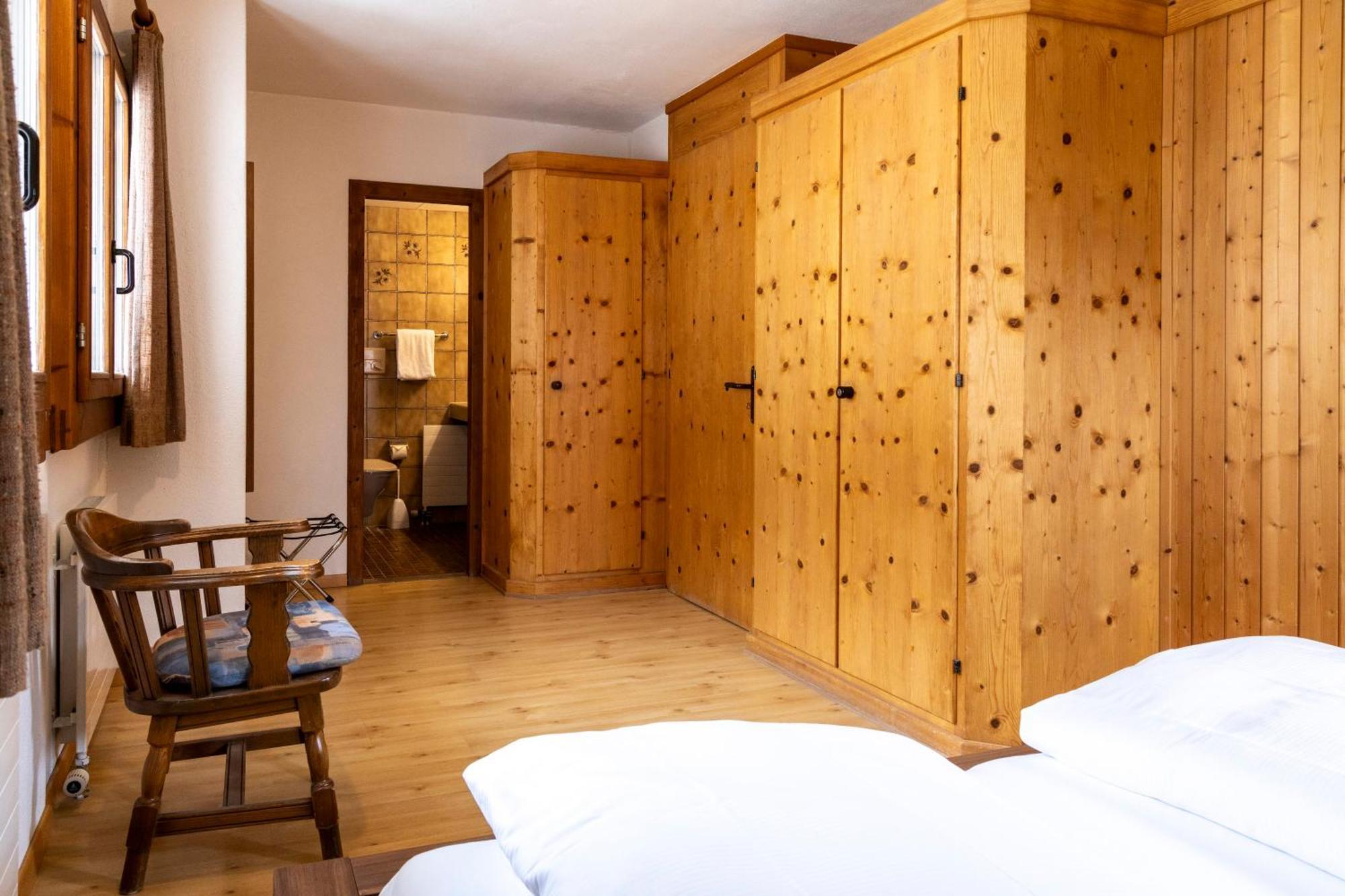 Hotel Chesa Grischa Sils Baselgia Bagian luar foto
