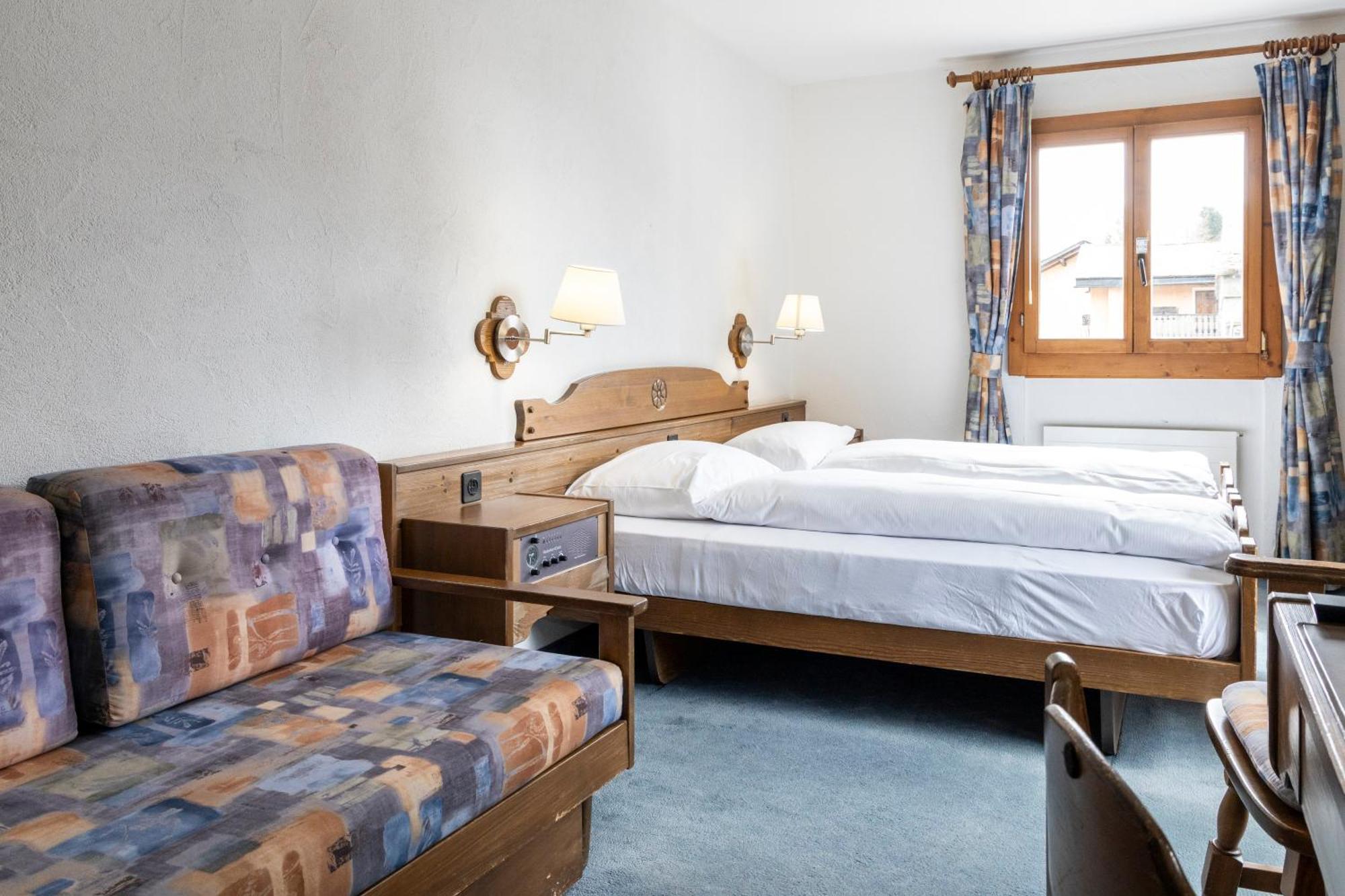 Hotel Chesa Grischa Sils Baselgia Bagian luar foto